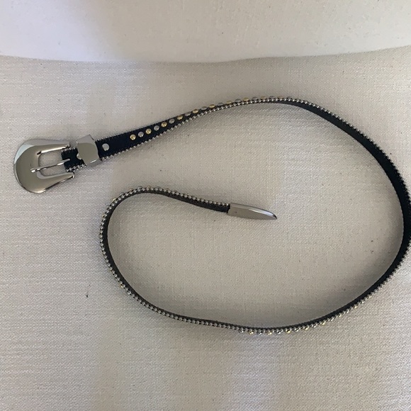 B-low the belt Barcelona - Picture 3 of 5